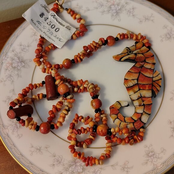 Vtg MCM Necklace Estate Jewelry Amber Seahorse Stone Resin & Wood Signed Tag - Picture 4 of 9